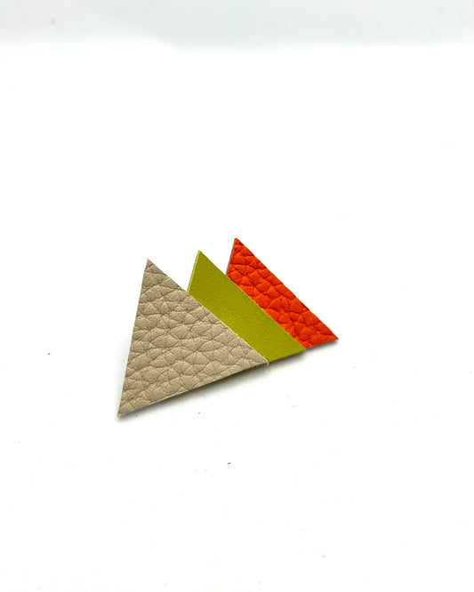 Broches en cuir
